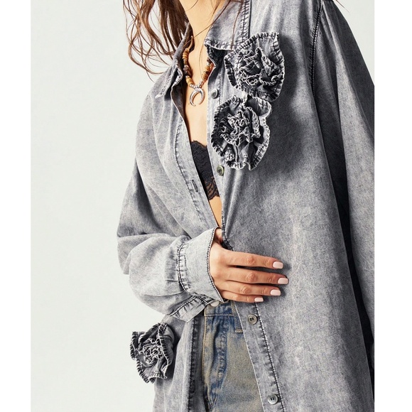 Mineral Wash Floral Applique Button Down Oversized Shirt - Picture 4 of 7